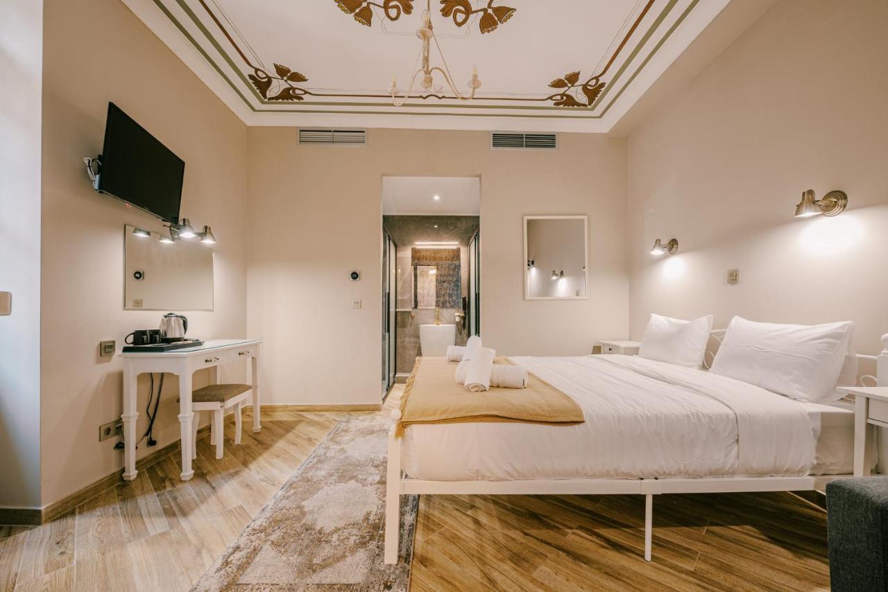 Neapolis 1897 Boutique Luxury Rooms Афины Экстерьер фото