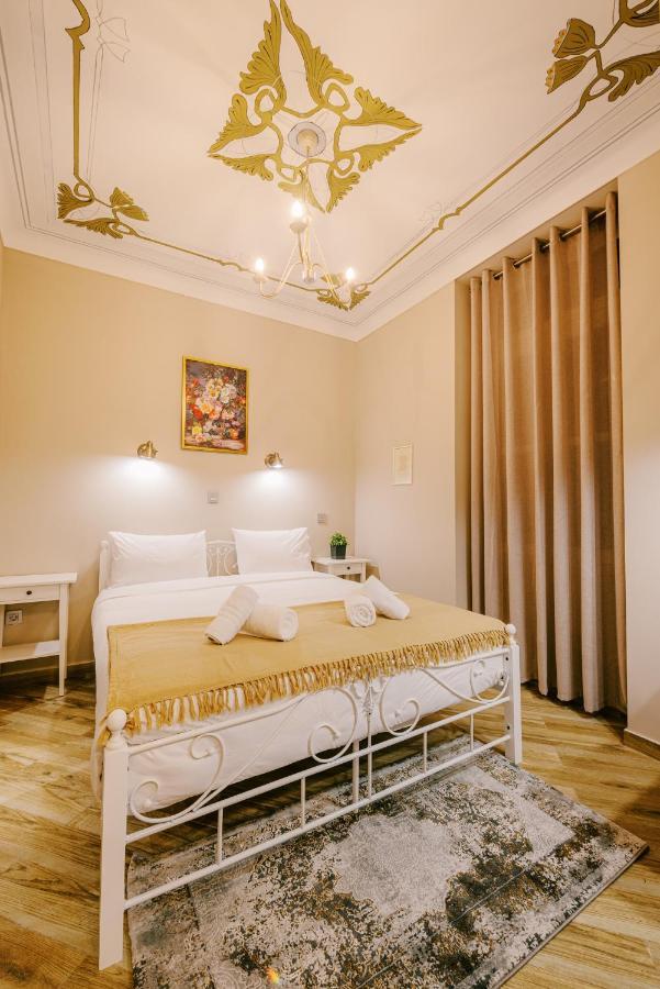 Neapolis 1897 Boutique Luxury Rooms Афины Экстерьер фото